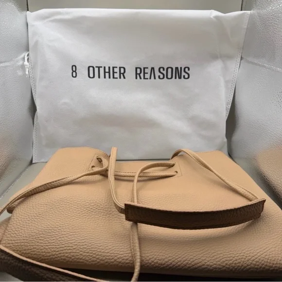 8 Other Reasons Beige Shoulder Bag with Dual Straps - Picture 2 of 2